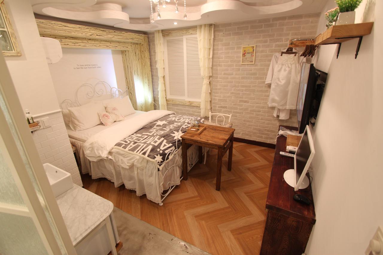 February Hotel Hwanggeum Тэгу Экстерьер фото