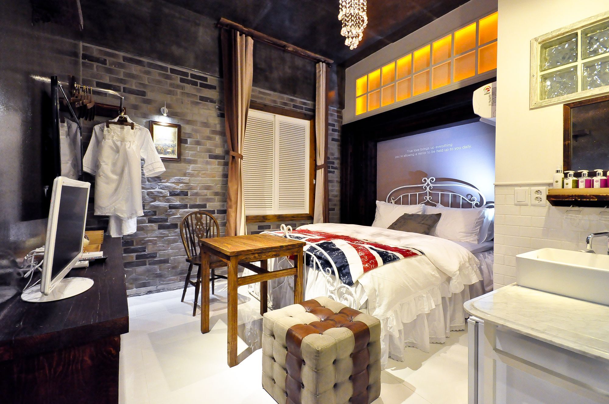February Hotel Hwanggeum Тэгу Экстерьер фото