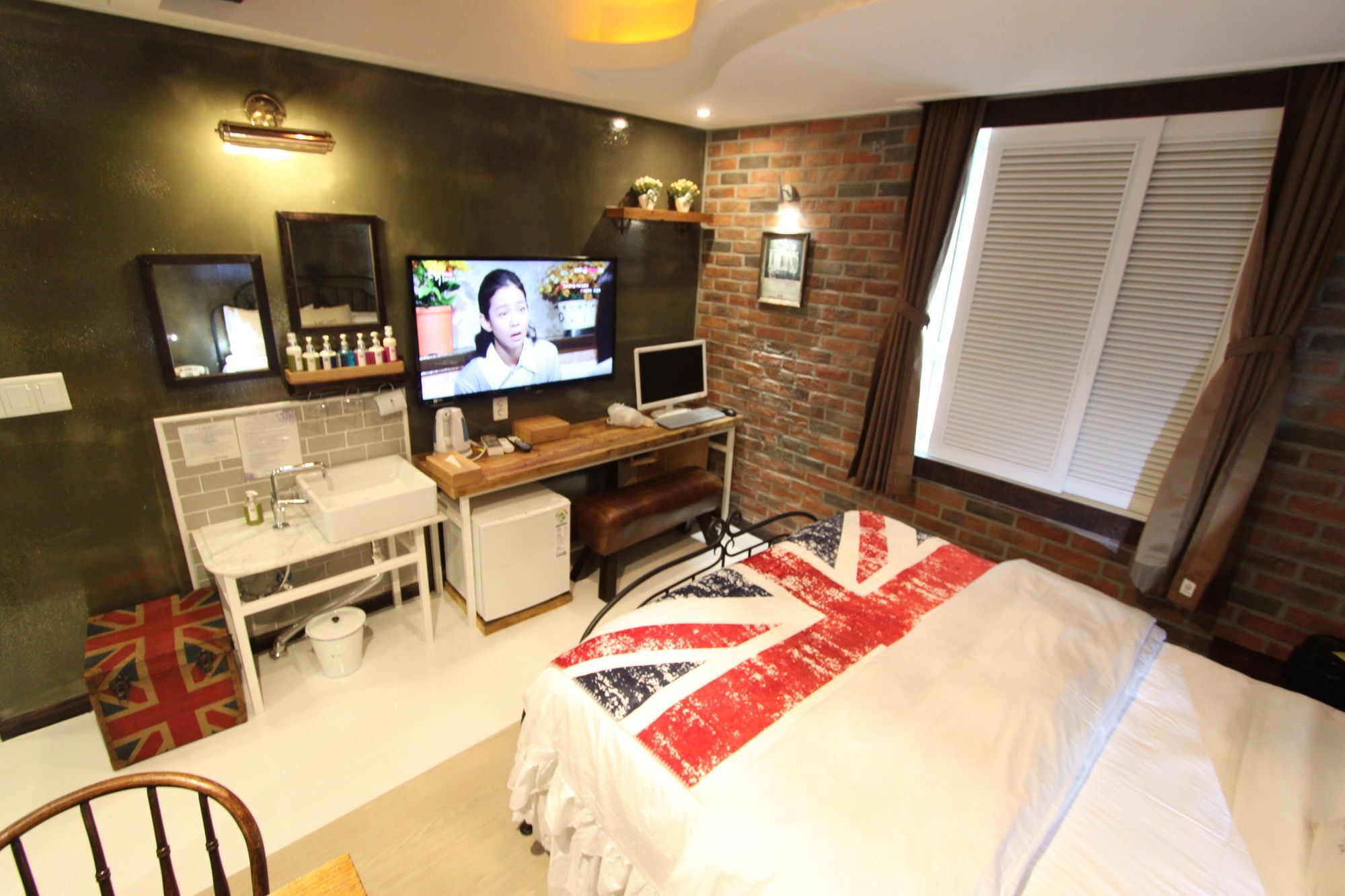 February Hotel Hwanggeum Тэгу Экстерьер фото